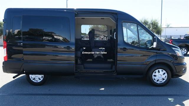 2023 Ford Transit Passenger Wagon XLT RWD photo