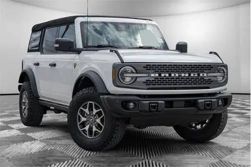 2022 Ford Bronco 4 Door Badlands 4WD photo