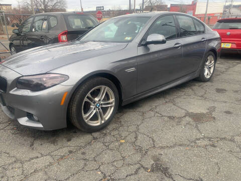 2015 BMW 5 Series 528i xDrive AWD photo