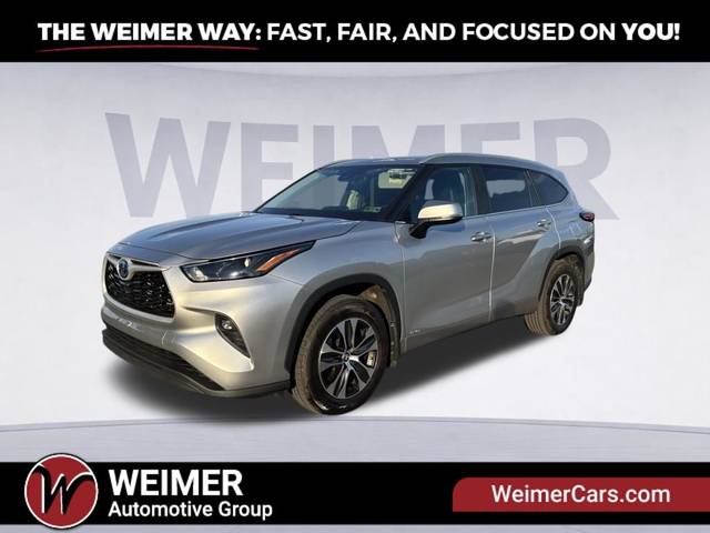 2023 Toyota Highlander Hybrid XLE AWD photo