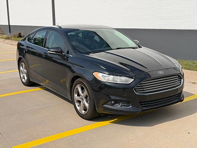 2015 Ford Fusion SE FWD photo