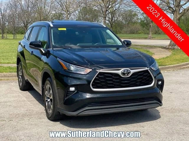 2023 Toyota Highlander L AWD photo