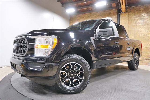 2022 Ford F-150 XL 4WD photo