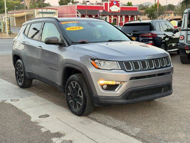 2019 Jeep Compass Trailhawk 4WD photo