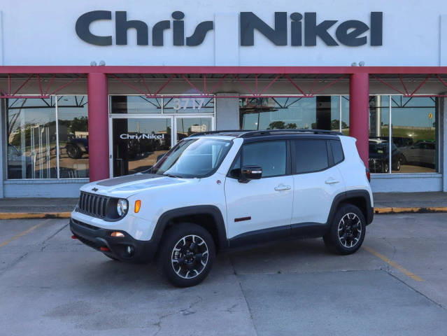 2023 Jeep Renegade Trailhawk 4WD photo