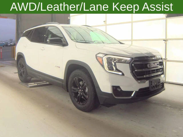 2023 GMC Terrain AT4 AWD photo