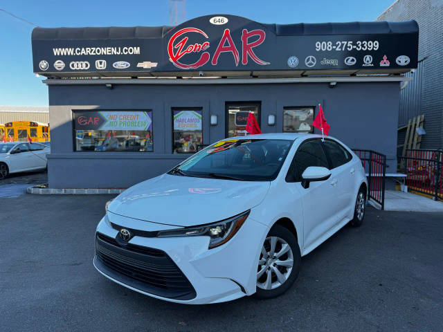 2023 Toyota Corolla LE FWD photo