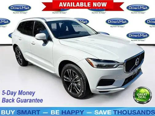 2020 Volvo XC60 Momentum AWD photo
