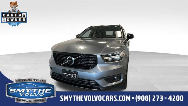 2019 Volvo XC40 R-Design AWD photo