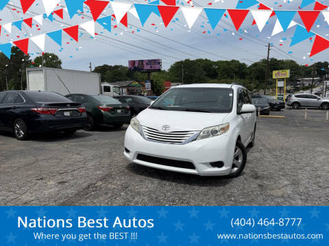 2015 Toyota Sienna LE FWD photo