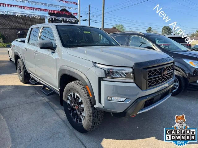 2023 Nissan Frontier PRO-4X 4WD photo