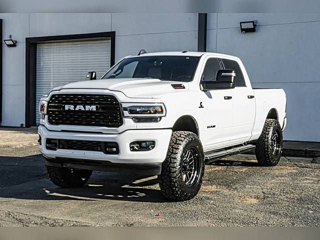 2023 Ram 2500 Big Horn 4WD photo