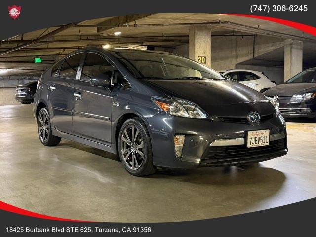 2015 Toyota Prius FWD photo