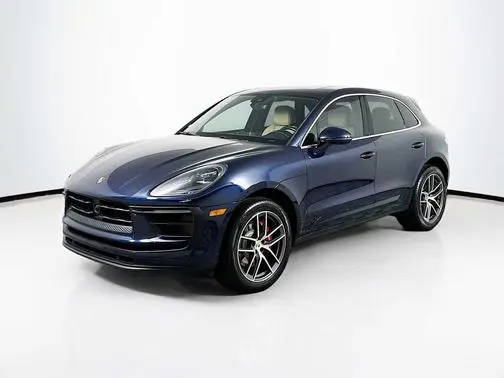 2023 Porsche Macan S AWD photo
