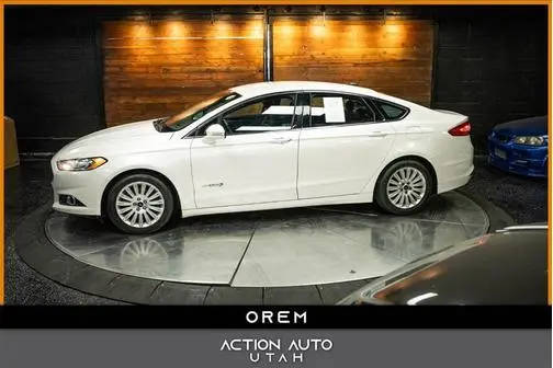 2015 Ford Fusion SE Hybrid FWD photo