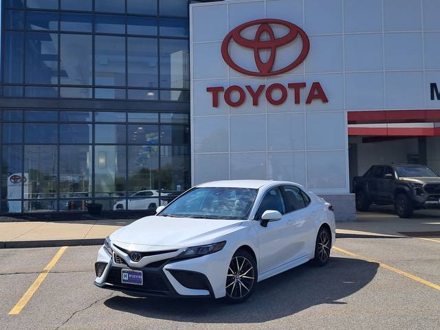2023 Toyota Camry SE FWD photo