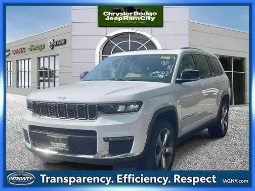 2022 Jeep Grand Cherokee L Limited 4WD photo