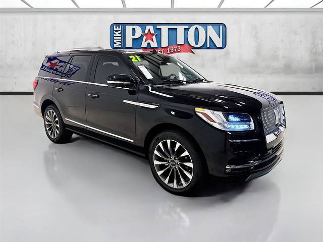 2021 Lincoln Navigator Reserve RWD photo