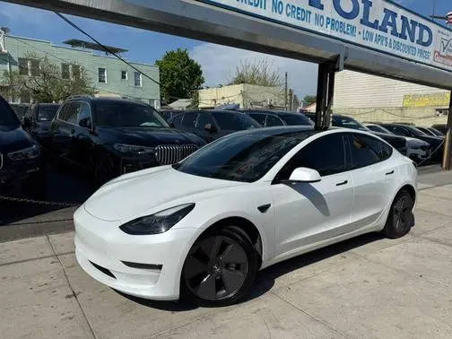 2023 Tesla Model 3 RWD photo
