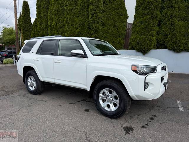 2020 Toyota 4Runner SR5 4WD photo