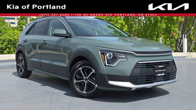 2023 Kia Niro EX FWD photo