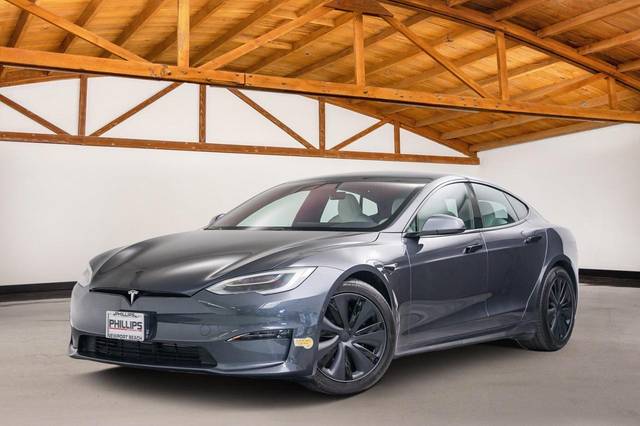 2022 Tesla Model S  AWD photo