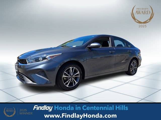 2023 Kia Forte LXS FWD photo