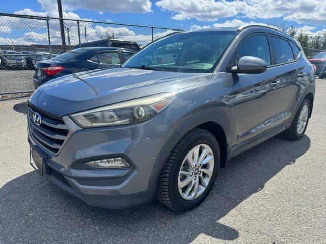 2016 Hyundai Tucson SE AWD photo