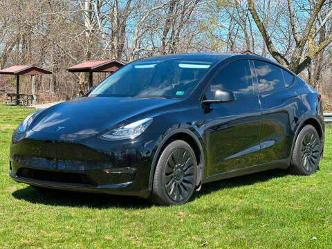 2022 Tesla Model Y Long Range AWD photo