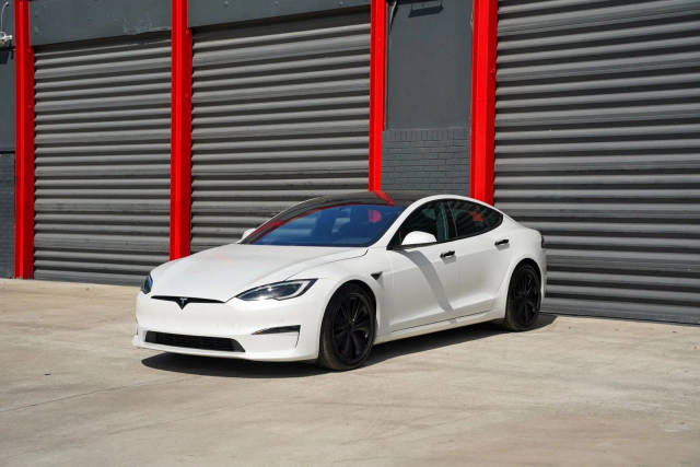 2022 Tesla Model S  AWD photo