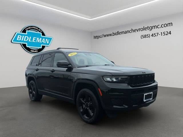 2023 Jeep Grand Cherokee L Altitude 4WD photo