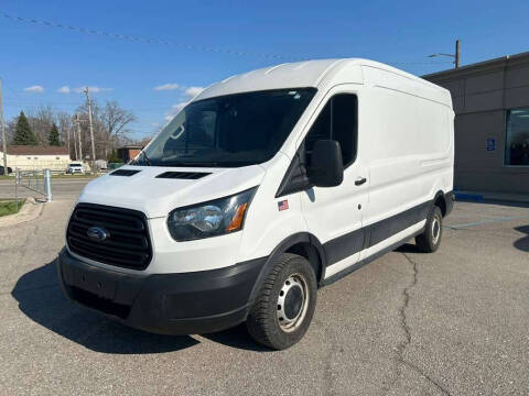2019 Ford Transit Van  RWD photo