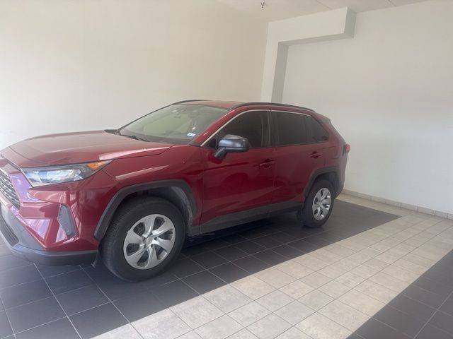 2021 Toyota RAV4 LE FWD photo