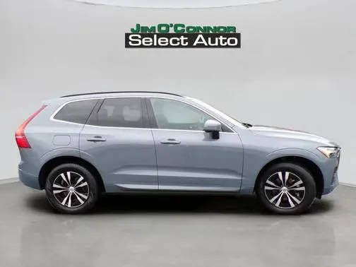2023 Volvo XC60 Core AWD photo