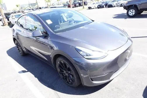 2022 Tesla Model Y Long Range AWD photo