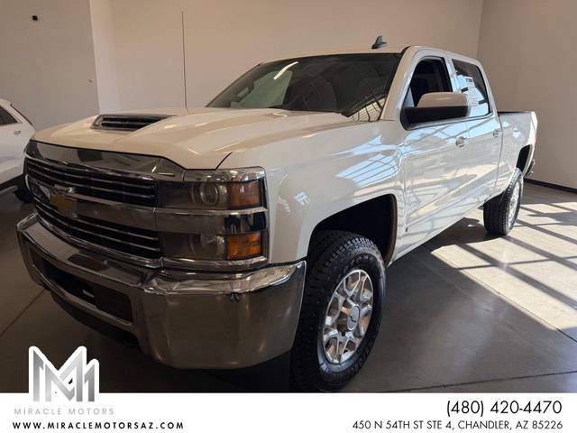 2017 Chevrolet Silverado 2500HD LT 4WD photo