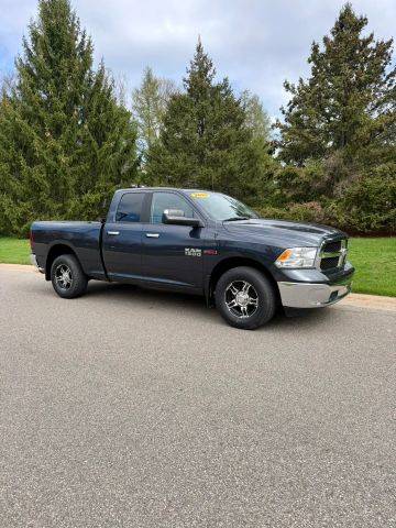 2015 Ram 1500 SLT 4WD photo