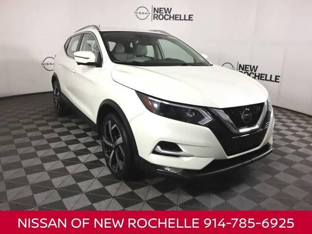 2022 Nissan Rogue Sport SL AWD photo