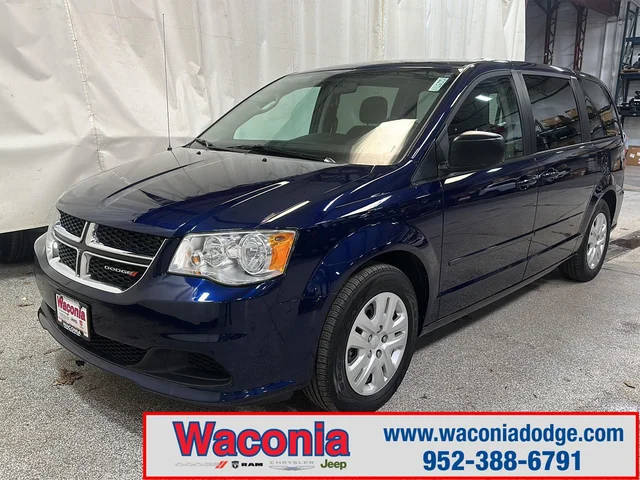 2017 Dodge Grand Caravan SE FWD photo
