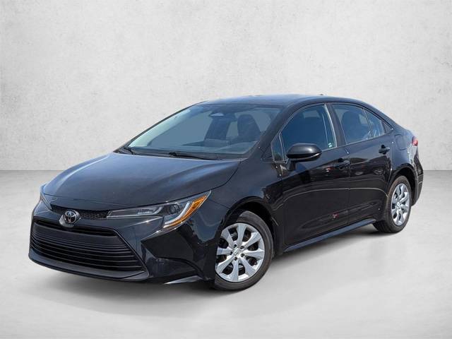 2023 Toyota Corolla LE FWD photo