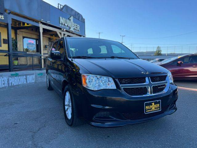 2016 Dodge Grand Caravan SXT FWD photo
