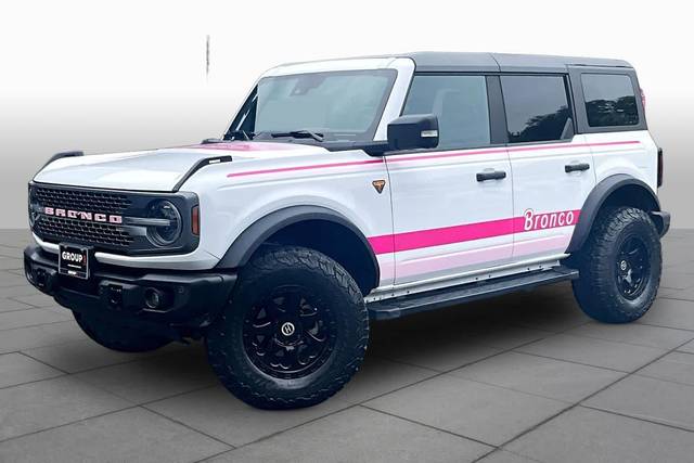 2023 Ford Bronco 4 Door Badlands 4WD photo