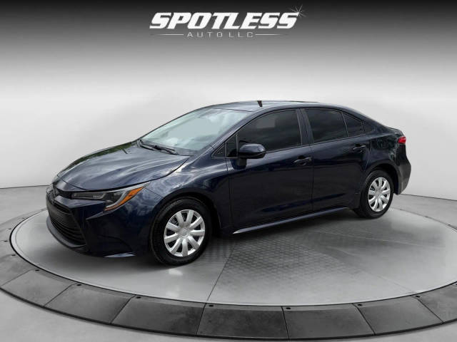 2023 Toyota Corolla LE FWD photo
