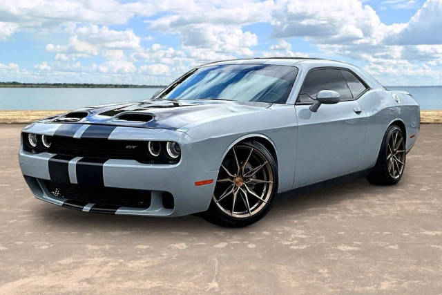 2022 Dodge Challenger GT RWD photo