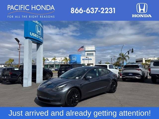 2022 Tesla Model 3 Long Range AWD photo