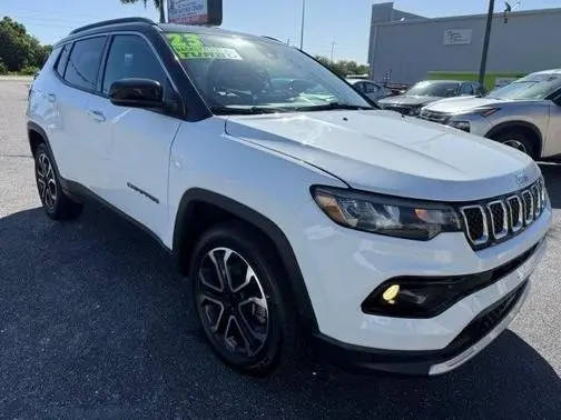 2023 Jeep Compass Limited 4WD photo