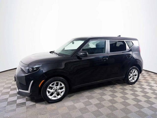 2023 Kia Soul LX FWD photo