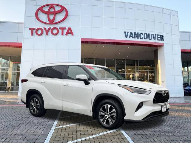 2023 Toyota Highlander XLE AWD photo