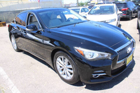 2015 Infiniti Q50  AWD photo