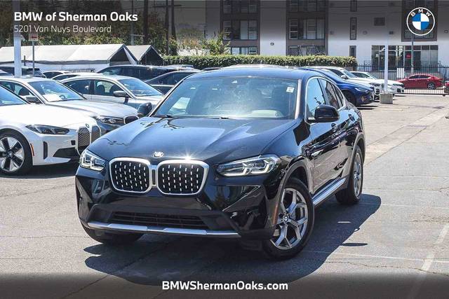 2023 BMW X4 xDrive30i AWD photo